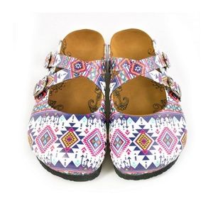 PINK & WHITE GEOMETRIC CRISSCROSS CLOGS WCAL166